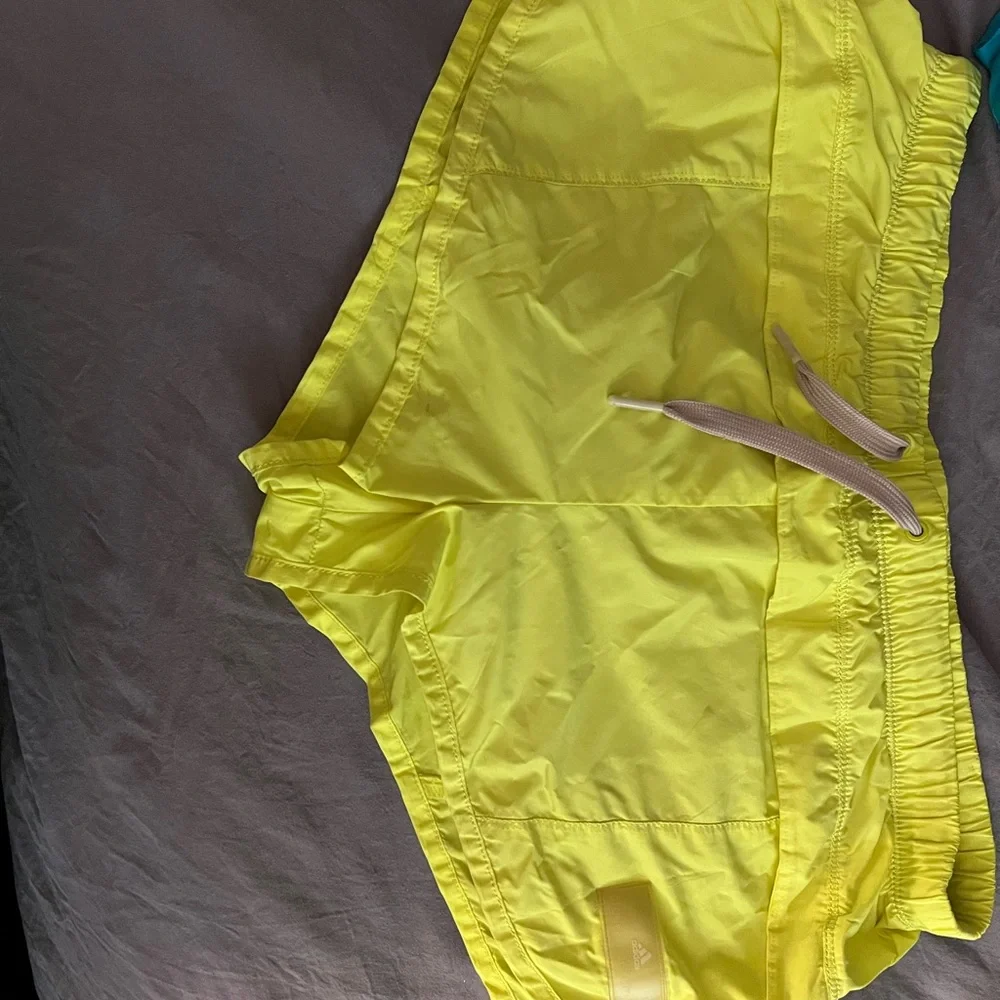 Selling both Stella McCartney shorts size 36(S) - Picture 2 of 3